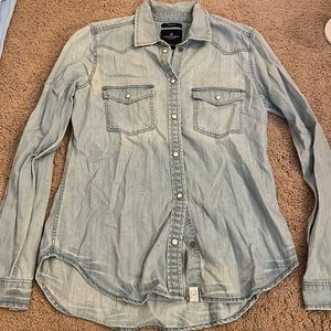 American Eagle button down shirt